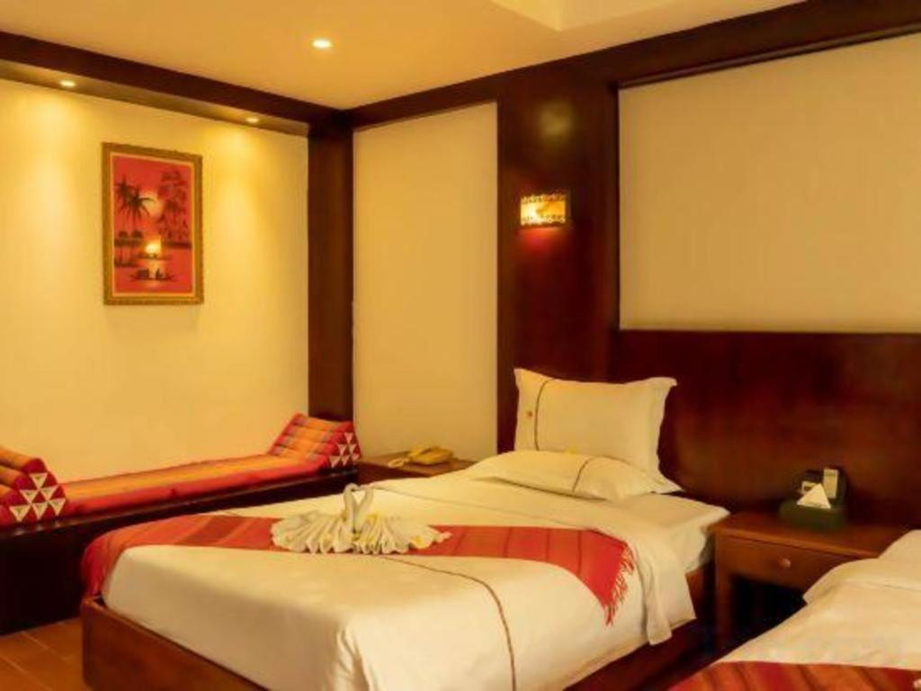 Xishuangbanna Hotel Managed By Xandria Hotel Luang Prabang Exteriör bild