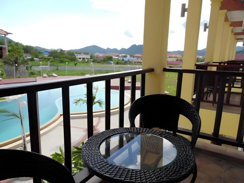 Xishuangbanna Hotel Managed By Xandria Hotel Luang Prabang Exteriör bild