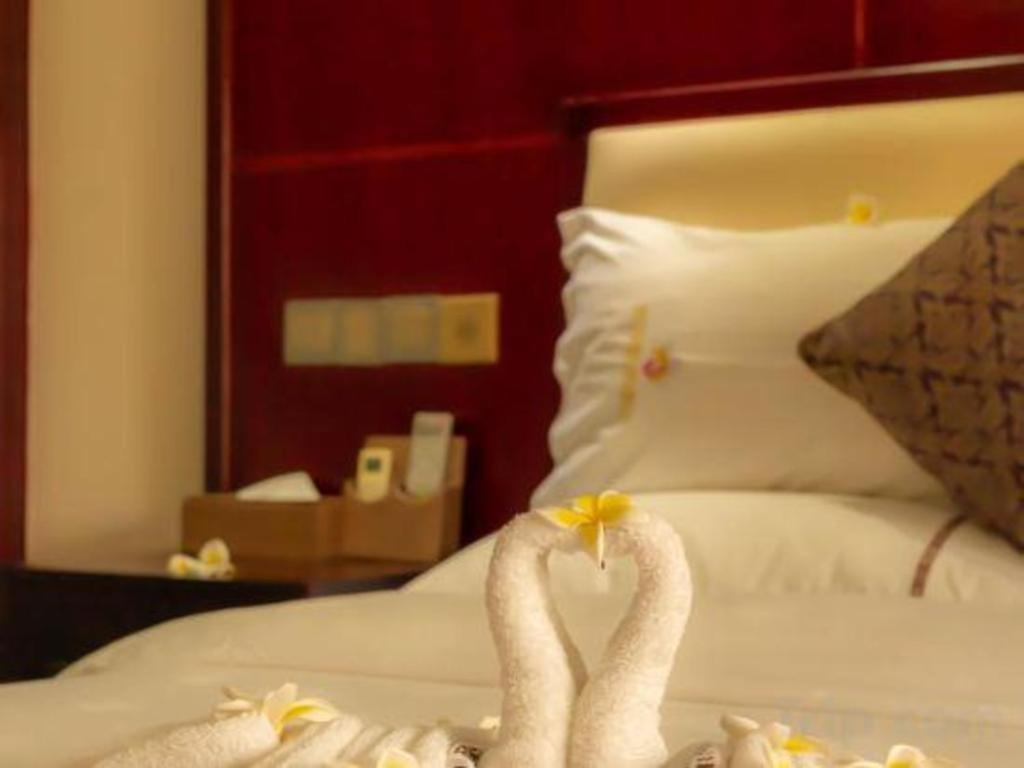 Xishuangbanna Hotel Managed By Xandria Hotel Luang Prabang Exteriör bild