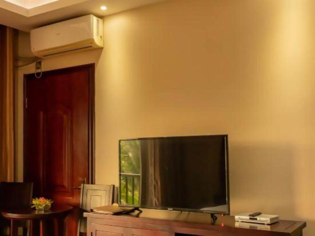 Xishuangbanna Hotel Managed By Xandria Hotel Luang Prabang Exteriör bild